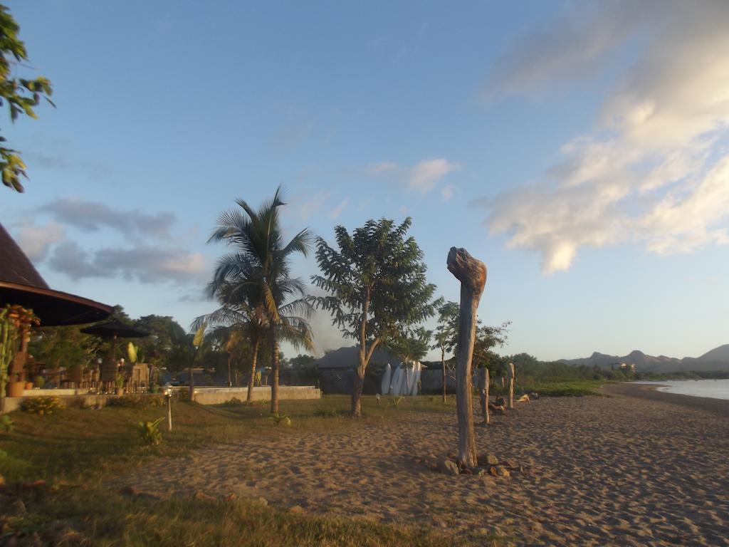 Luwansa Beach Hotel Labuan Bajo Zewnętrze zdjęcie