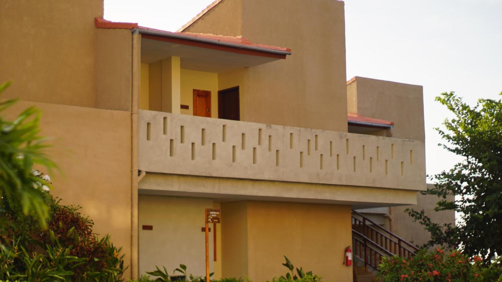 Luwansa Beach Hotel Labuan Bajo Zewnętrze zdjęcie